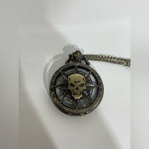 Skull Pirate pocket watch